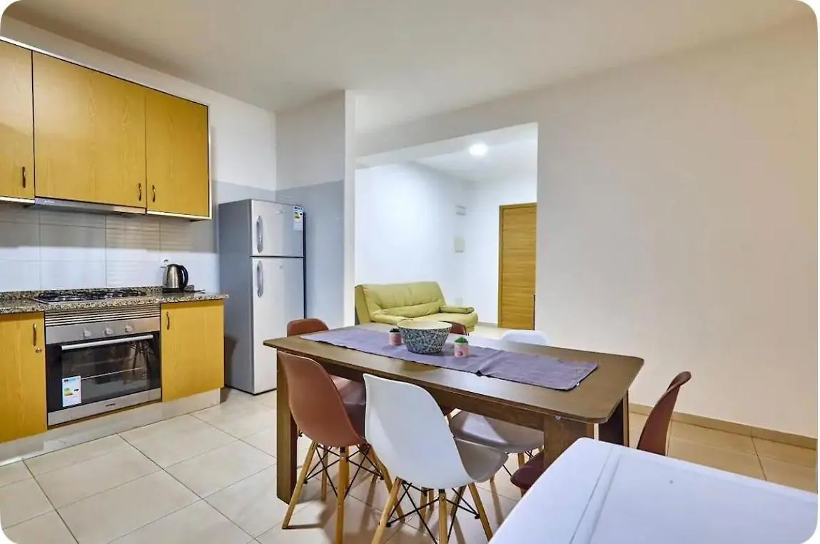 Apartamento Ramos T2 Santa Maria